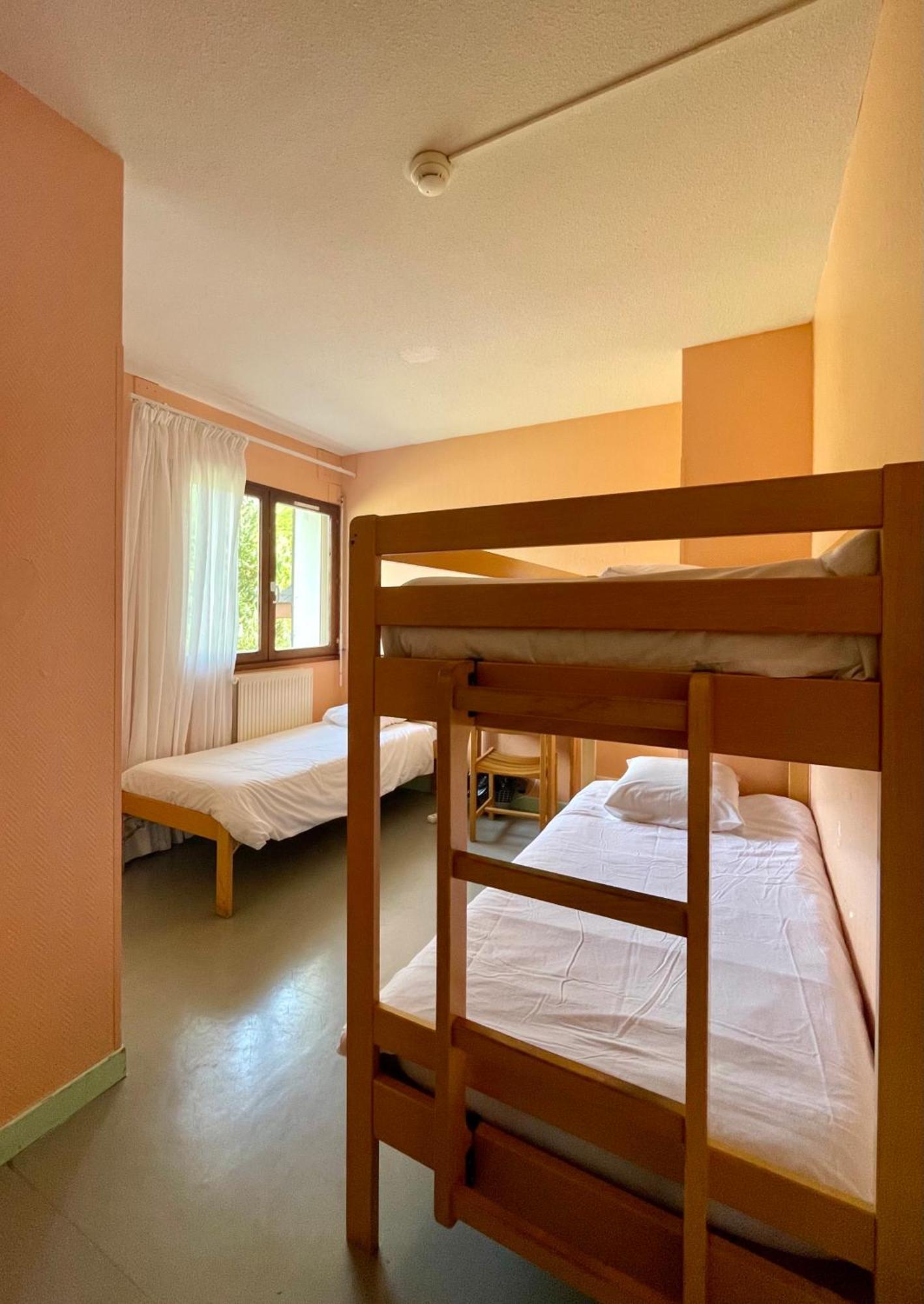 La Baleine Blanche - Chambres Campan Ngoại thất bức ảnh
