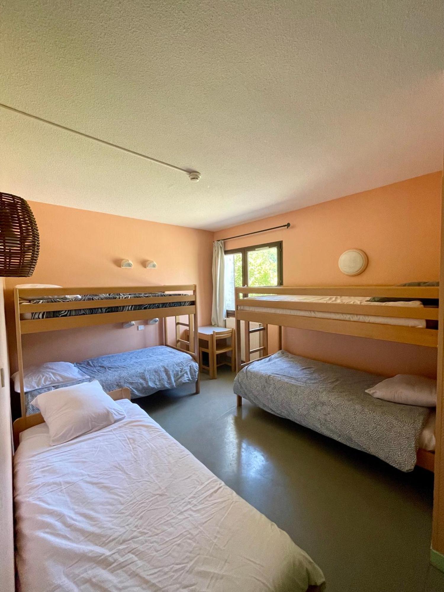 La Baleine Blanche - Chambres Campan Ngoại thất bức ảnh